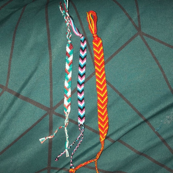 Friendship bracelets - Picture 1 of 3